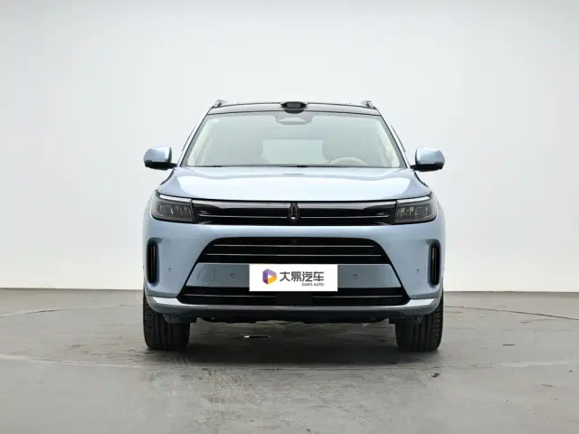 Aito M7 — Фото автомобиля 2
