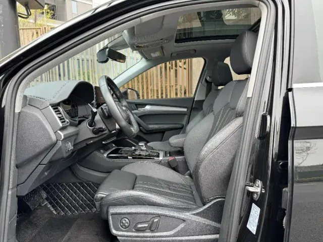 Audi Q5L — Фото автомобиля 3