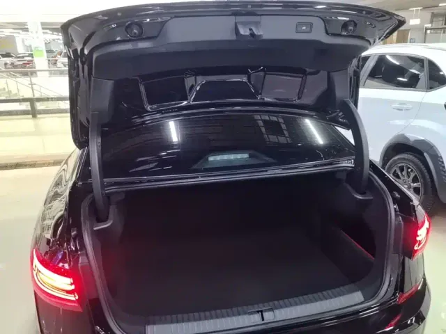 Volkswagen Passat — Фото автомобиля 18