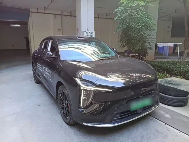 IM Motors LS6 — Фото автомобиля 3