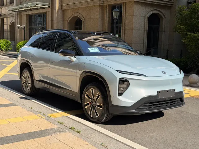 Nio ES7 — Фото автомобиля 3