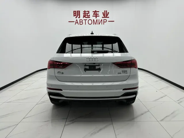 Audi Q3 — Фото автомобиля 10