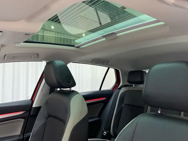 Volkswagen Golf — Фото автомобиля 10