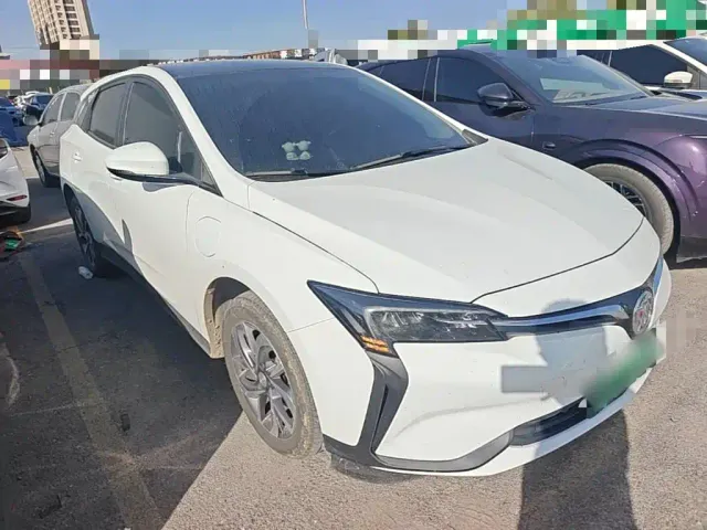 Buick Velite 6 — Фото автомобиля 3