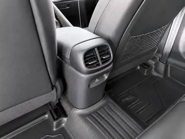 Hyundai Elantra — Фото автомобиля 14