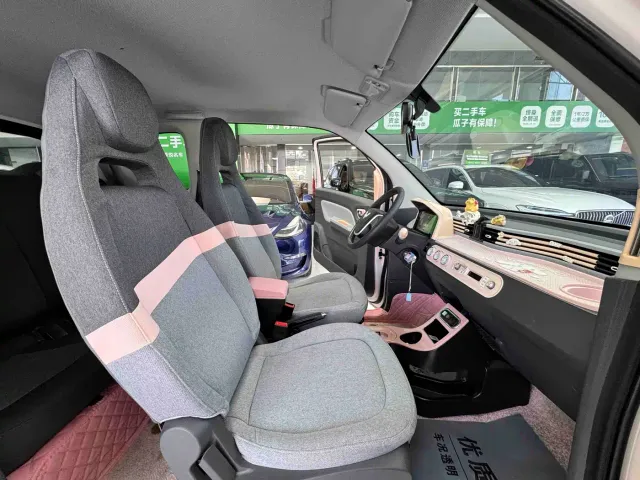 Wuling Hongguang Mini EV — Фото автомобиля 11