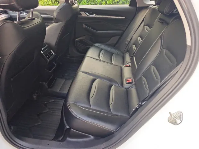 Geely Xingrui — Фото автомобиля 7