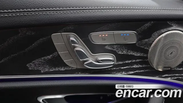 Mercedes-Benz E-Class E-класс W213 E350 4MATIC Exclusive — Фото автомобиля 13