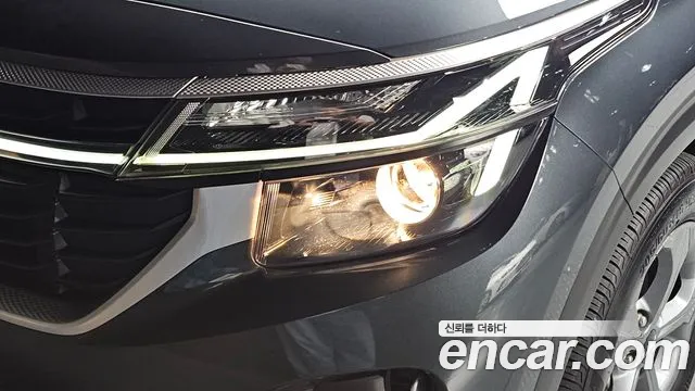 Kia Seltos New — Фото автомобиля 7