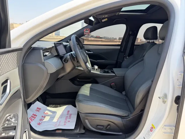 BYD Qin PLUS — Фото автомобиля 10