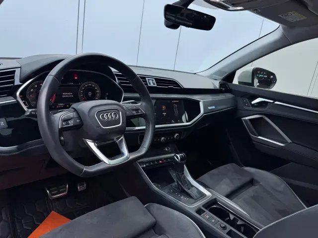 Audi Q3 — Фото автомобиля 8