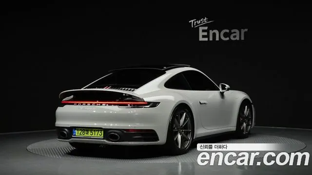 Porsche 911 — Фото автомобиля 2