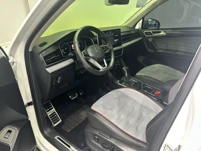 Volkswagen Tiguan L — Фото автомобиля 8