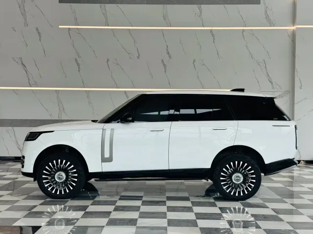 Land Rover Range Rover — Фото автомобиля 3