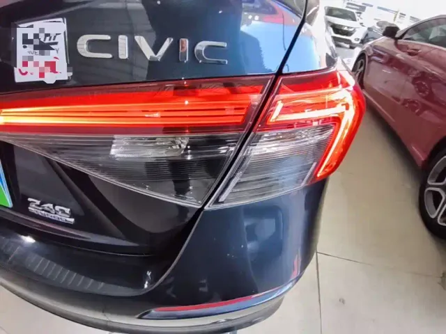 Honda Civic — Фото автомобиля 7