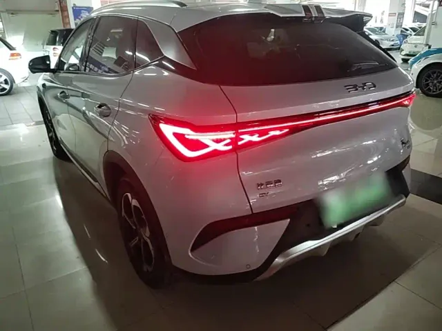 BYD Yuan PLUS — Фото автомобиля 4