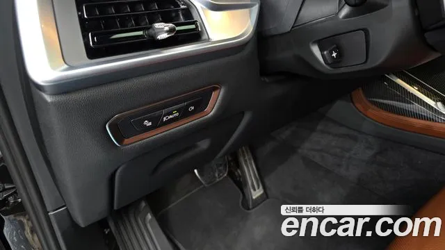 BMW X7 G07 — Фото автомобиля 30
