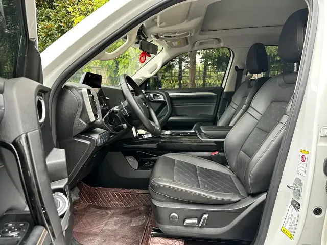 Haval Big Dog — Фото автомобиля 10