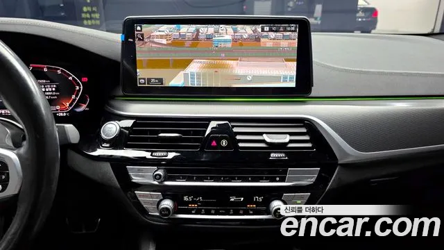 BMW 5 Series G30 — Фото автомобиля 15