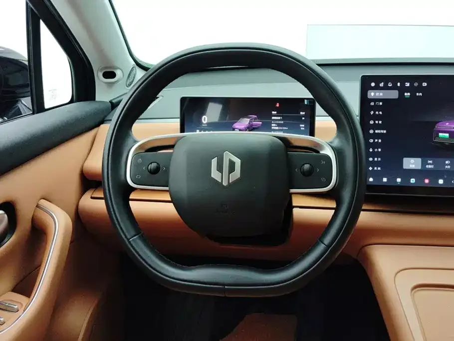 Leapmotor Leapmotor C16 2024 Extended Range 200 Premium Edition — Фото автомобиля 15