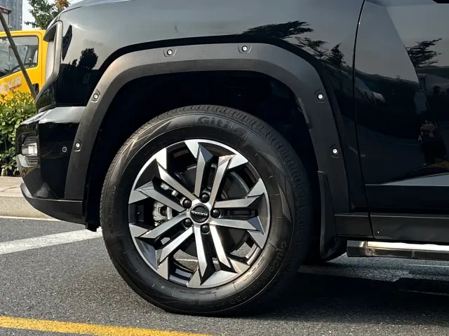 Haval Big Dog — Фото автомобиля 8
