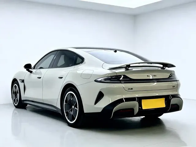 Xiaomi Auto Xiaomi SU7 2024 RWD Long Range Intelligent Driving Edition — Фото автомобиля 4