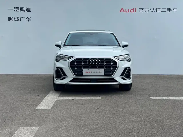 Audi Q3 — Фото автомобиля 2