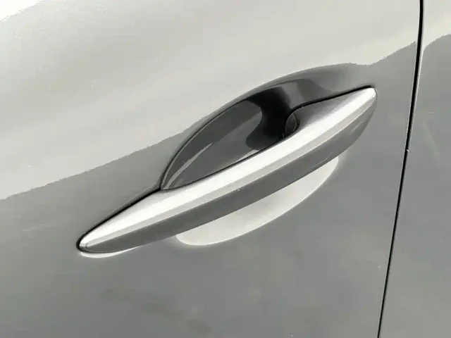 Mazda Axela — Фото автомобиля 27