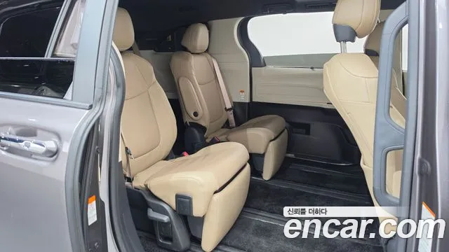 Toyota Sienna 4th Gen — Фото автомобиля 17