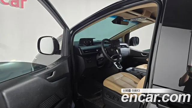 Hyundai Staria Staria Карго 5 мест — Фото автомобиля 2