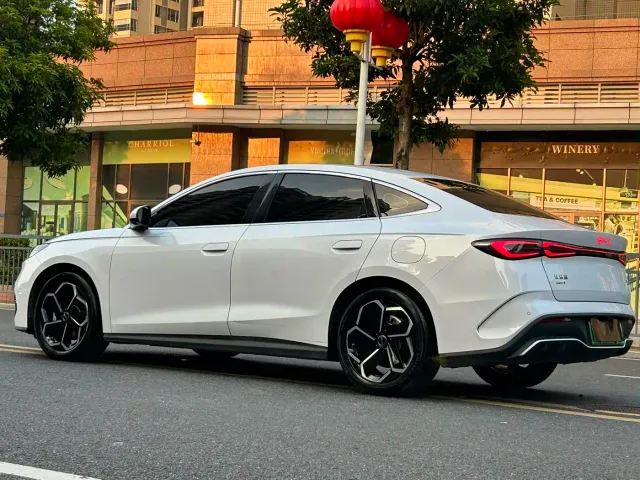 BYD Seal 06 — Фото автомобиля 6