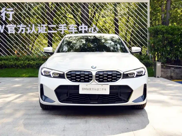BMW 3 Series — Фото автомобиля 2