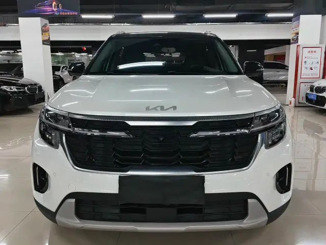 Kia Seltos — Фото автомобиля 2