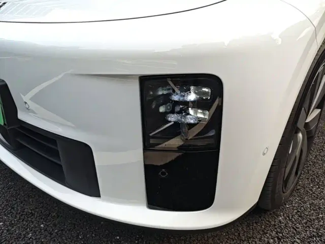 Li Auto i6 — Фото автомобиля 23