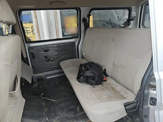Wuling Rongguang S — Фото автомобиля 16