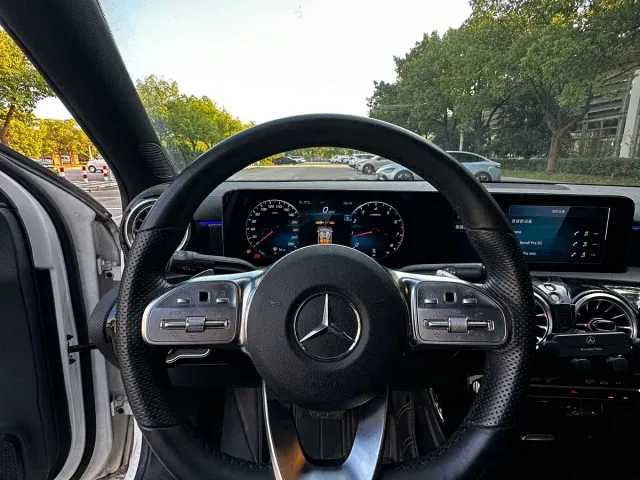 Mercedes-Benz A-Class — Фото автомобиля 13