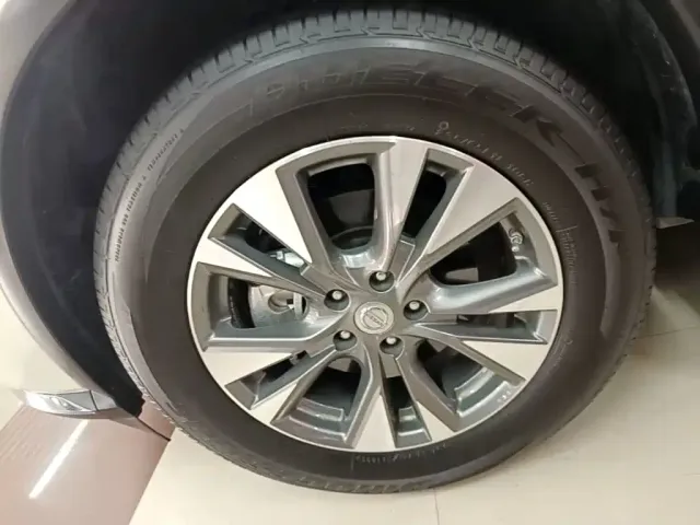 Nissan Murano — Фото автомобиля 22