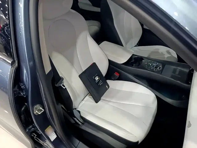 BYD Seal 05 DM-i — Фото автомобиля 17