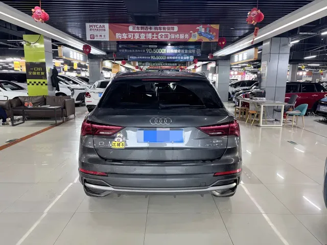 Audi Q3 — Фото автомобиля 9