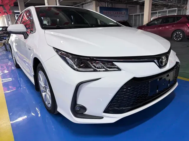 Toyota Corolla — Фото автомобиля 3