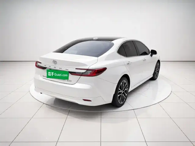 Toyota Camry — Фото автомобиля 6