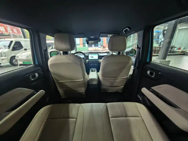 Baojun Yep Plus — Фото автомобиля 12