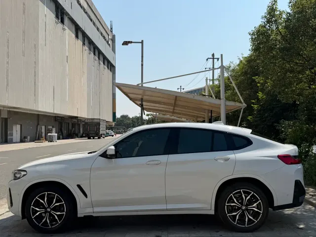 BMW X4 — Фото автомобиля 3