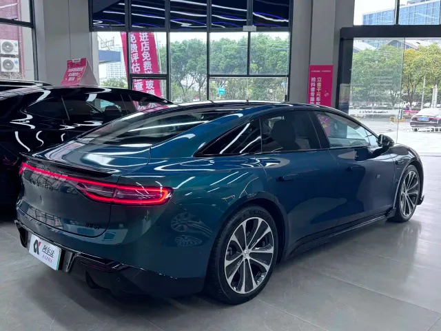 Zhijie Zhijie S7 2026 Max — Фото автомобиля 6