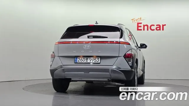Hyundai Kona Kona (SX2) Бензин 2.0 2WD — Фото автомобиля 4