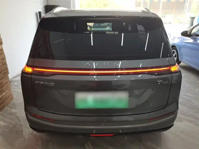 GAC Aion Y — Фото автомобиля 5