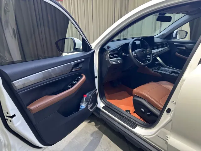 Geely Vision X6 — Фото автомобиля 8