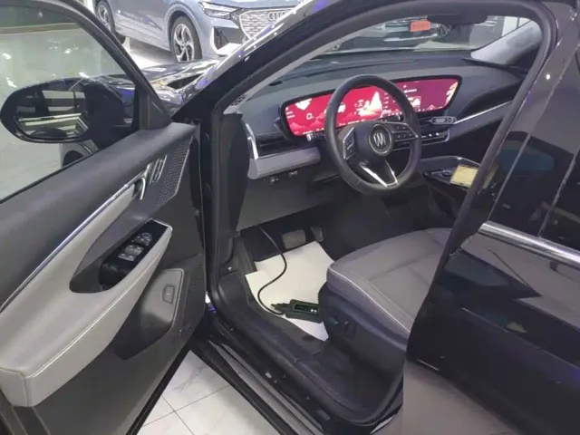 Buick E5 — Фото автомобиля 15