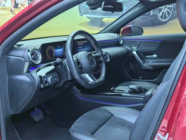 Mercedes-Benz A-Class — Фото автомобиля 9