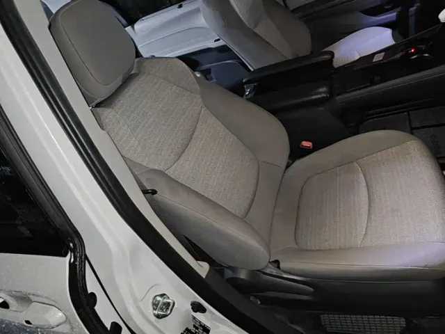 Toyota Sienna — Фото автомобиля 24